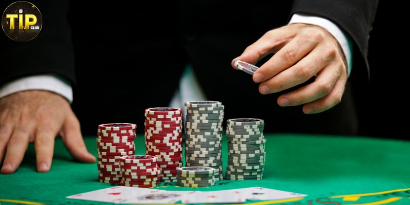 Poker Livestream Tipclub: Cạnh Tranh Thật & Thưởng Cực Hấp Dẫn